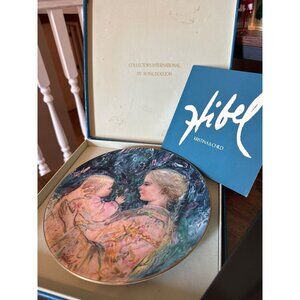Kristina And Child Edna Hibel Royal Doulton 1975 Plate IN BOX Original